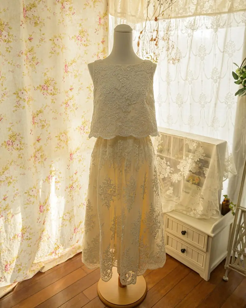 Sleeveless Lace Top and Skirt – full-length shot