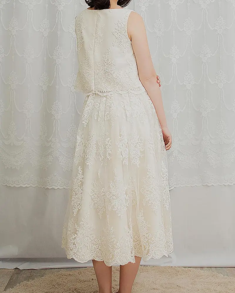 Sleeveless Lace Top and Skirt – back view