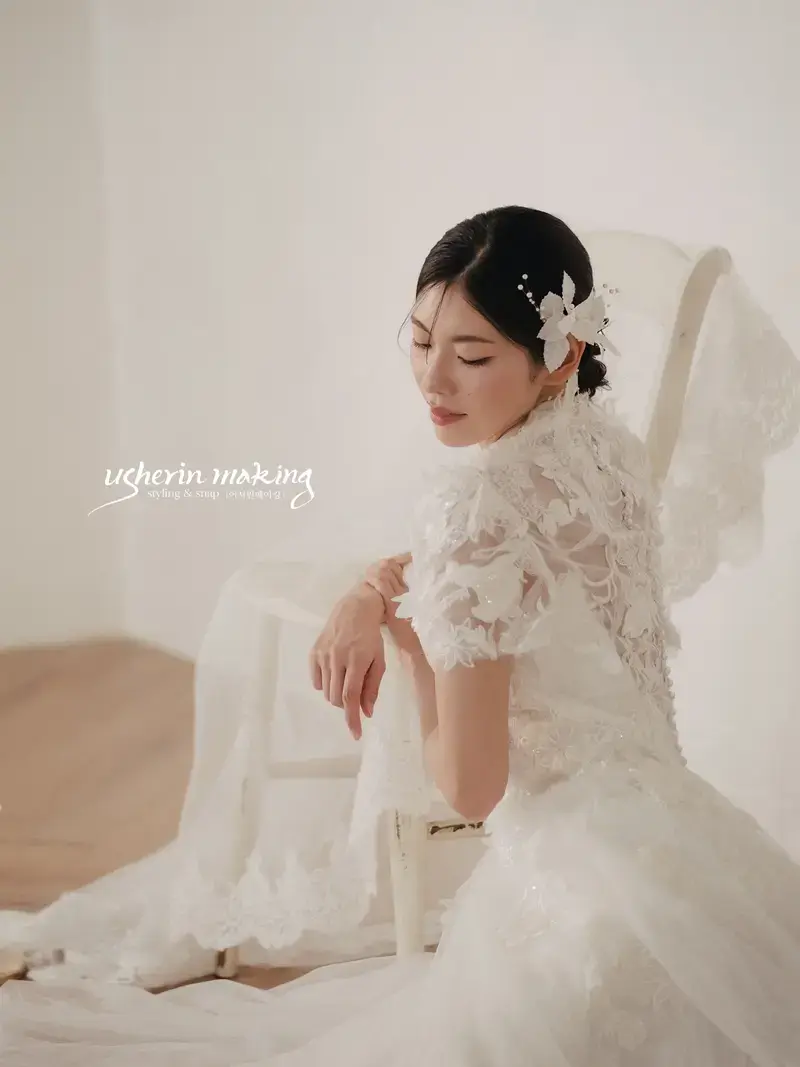 沖縄のフォトスタジオで撮影した花嫁のポートレート